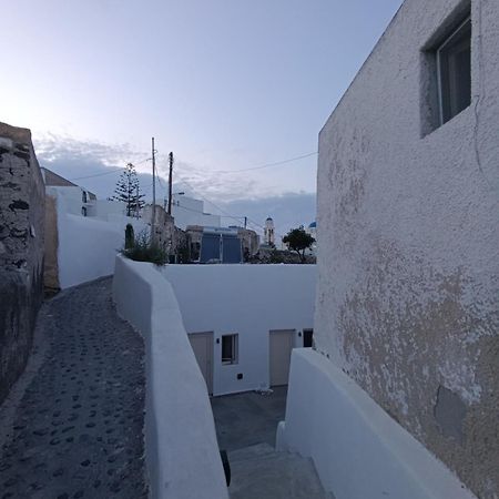 Cycladic Center Cave Rooms Fira  Dış mekan fotoğraf