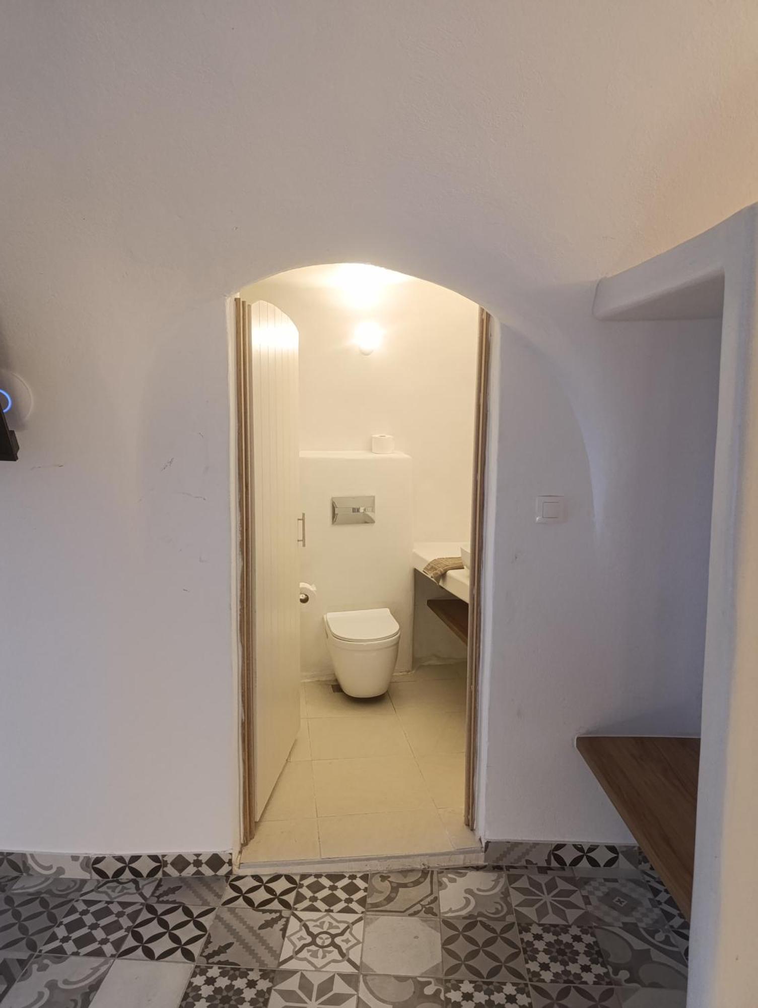 Cycladic Center Cave Rooms Fira  Dış mekan fotoğraf